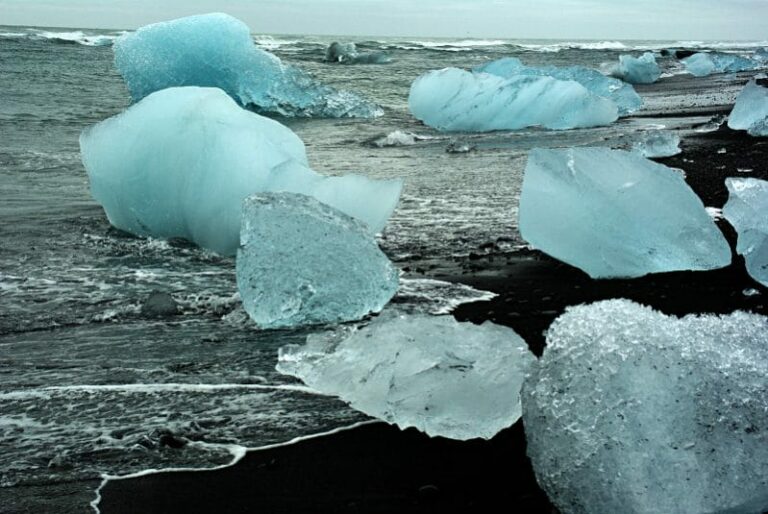 Island liebt die Krise? – uebers meer